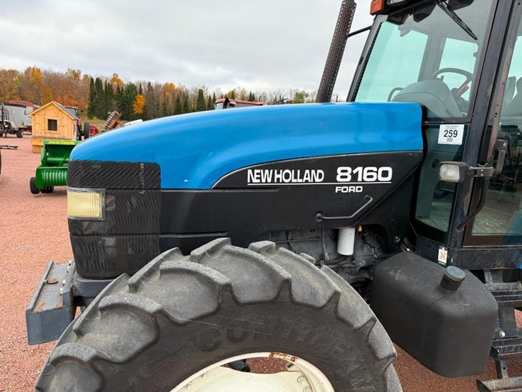 new-holland-8160-image-24