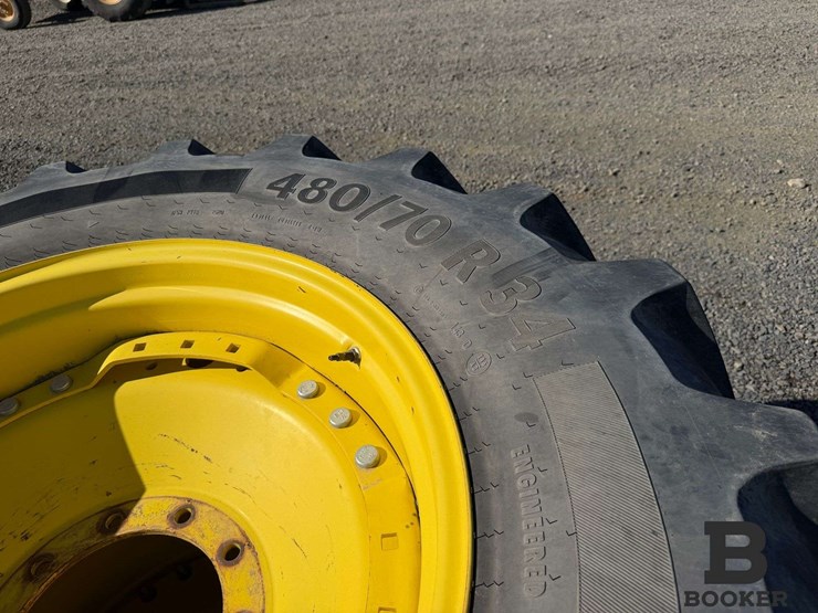2011-john-deere-8360r-tractor-image-124