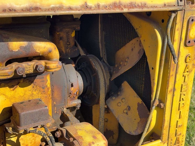 caterpillar-d2-image-14