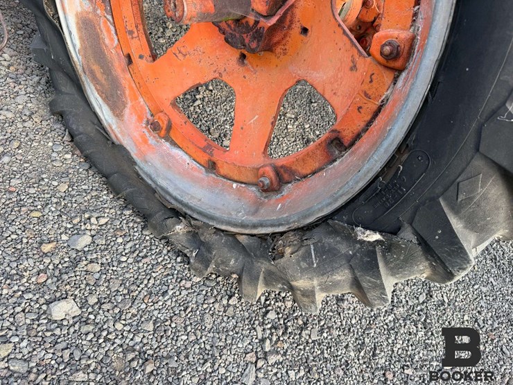 1948-case-model-sc-tractor-w/sickle-mower---non-running-image-13