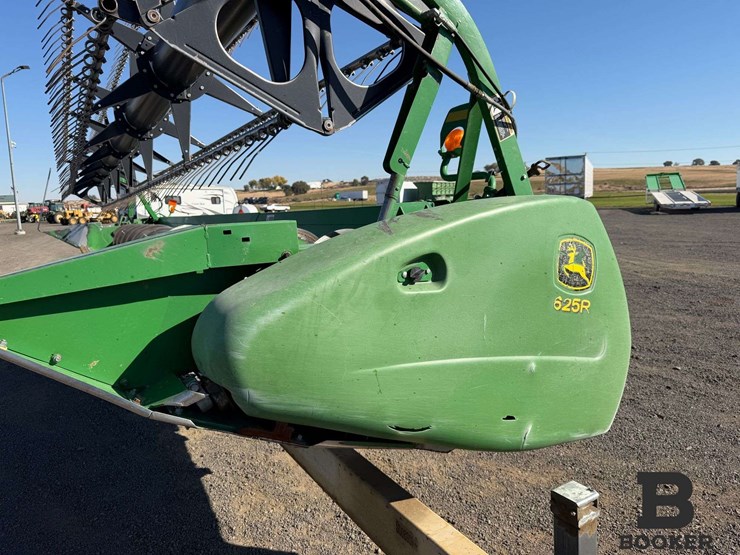 2009-john-deere-630r-platform-header-image-8
