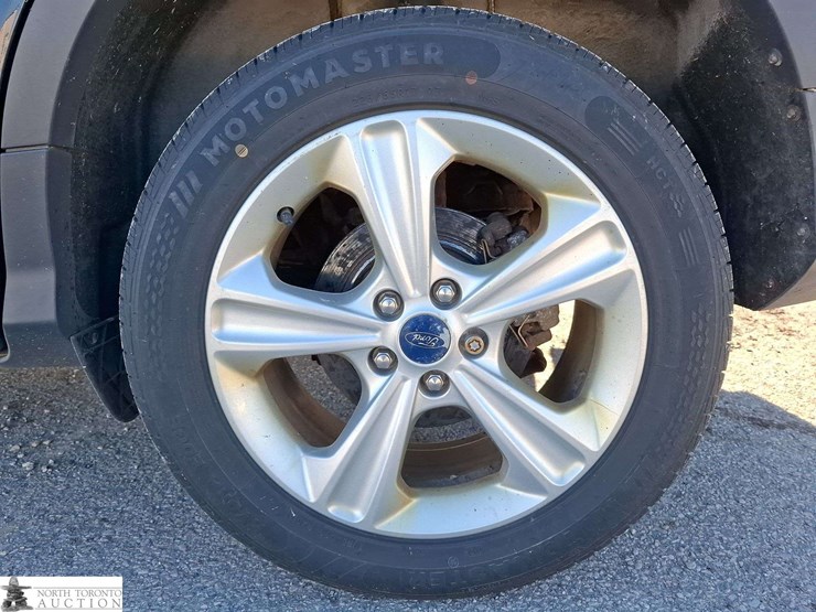 2016-ford-escape-se-4wd-image-17