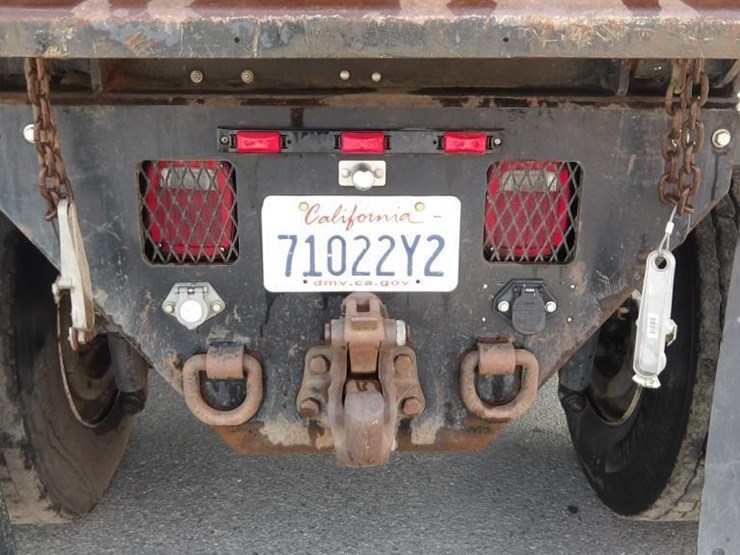 2019-freightliner-m2-dump-truck-image-14