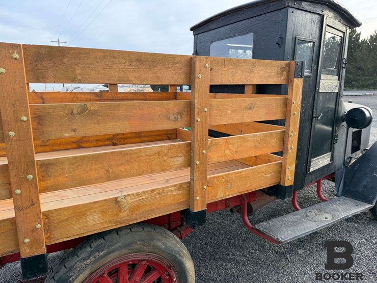 1922-international-truck---non-running-image-21