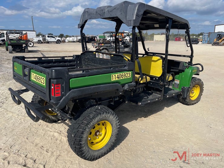 john-deere-gator-image-3