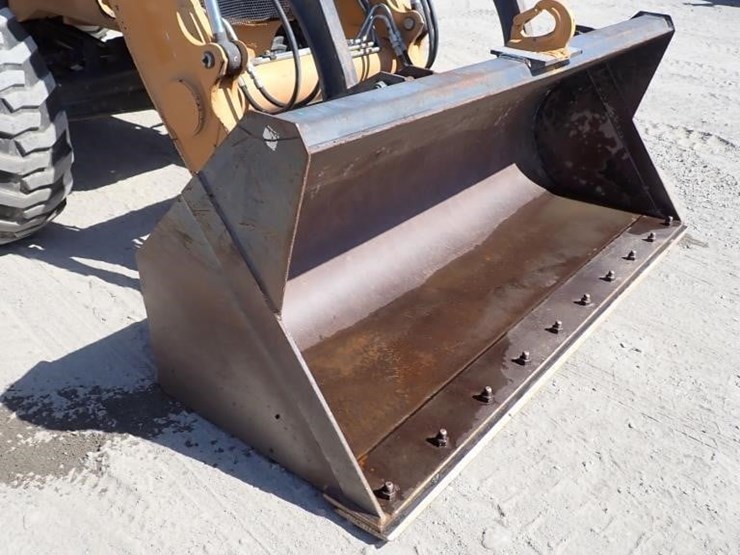 2019-case-570n-ep-skip-loader-image-6