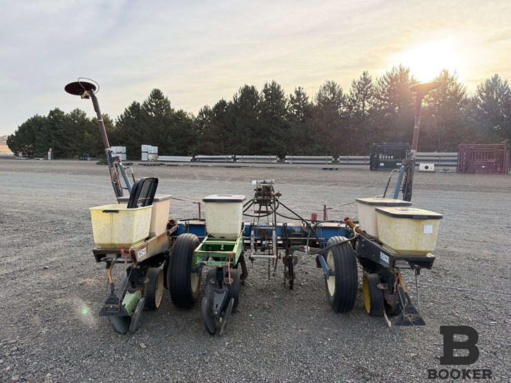 almaco-ak4rpp-corn-planter-image-5