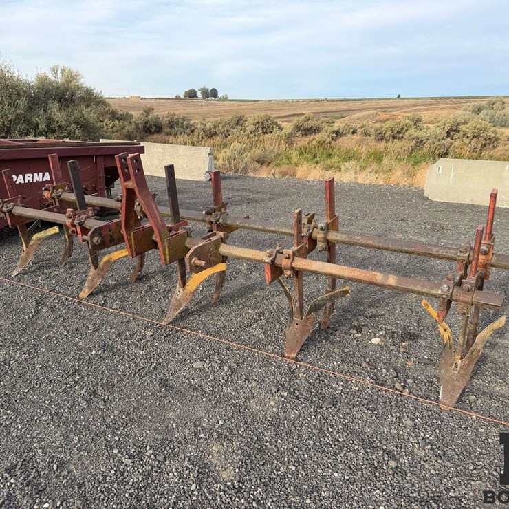 4 Row 3PT Cultivator