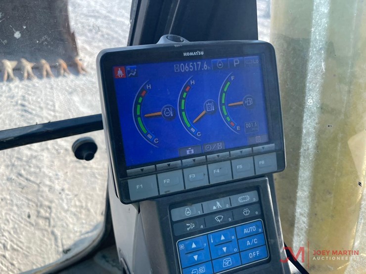 2014-komatsu-pc240-lc-10-image-21