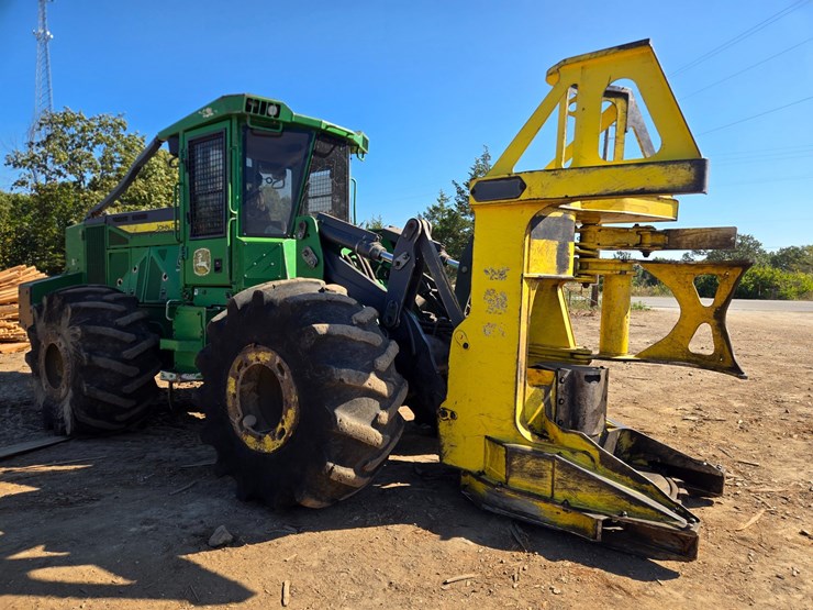 2019-john-deere-6-image-21