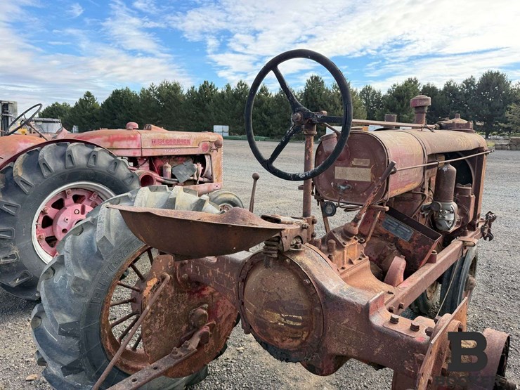 1934-ih-farmall-f-20-tractor---non-running-image-17