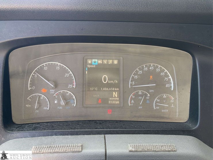2021-freightliner-cascadia-t/a-sleeper-tractor-image-9