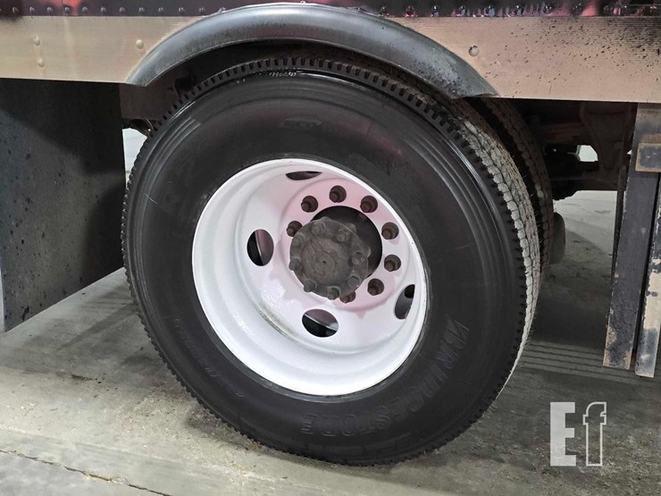 2011-international-durastar-4300-image-19
