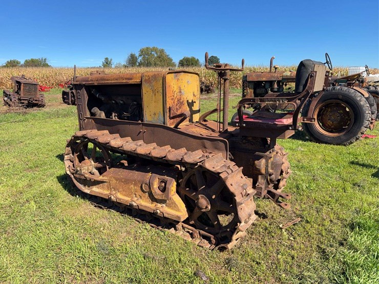caterpillar-2-ton-image-3