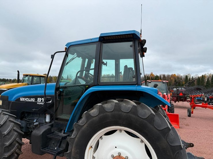 new-holland-8160-image-23