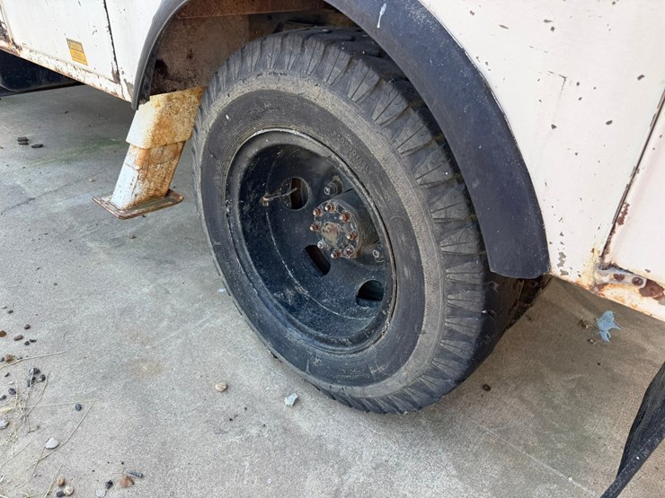 #54866-•-1984-ford-f-600-36'-single-cab-s/a-bucket-truck-1fdnk64n7eva14542-inv#54866-image-5