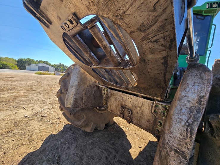 2020-john-deere-2020-image-73