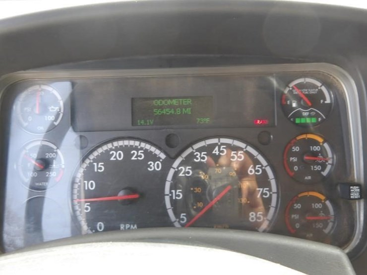 2019-freightliner-m2-dump-truck-image-21
