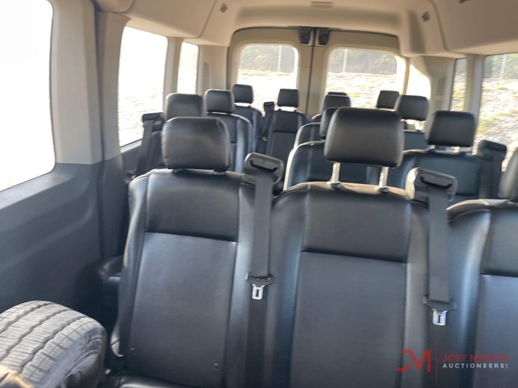 2021-ford-transit-image-26