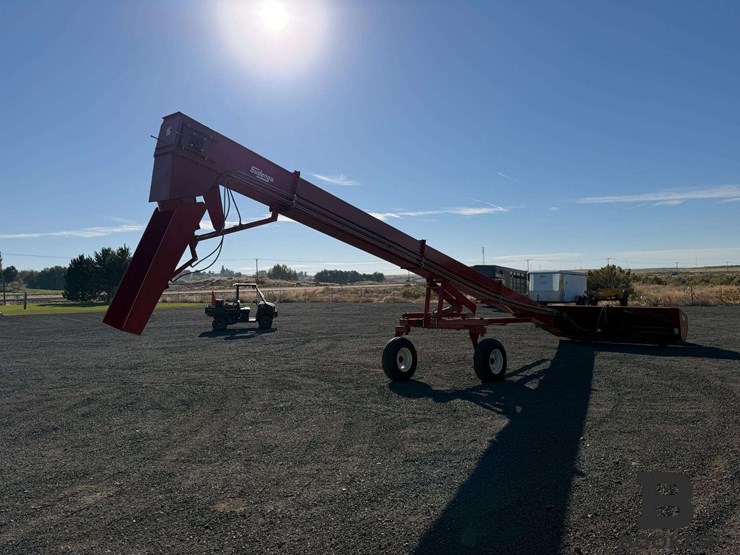 2022-sudenga-super-scoop-auger-image-4