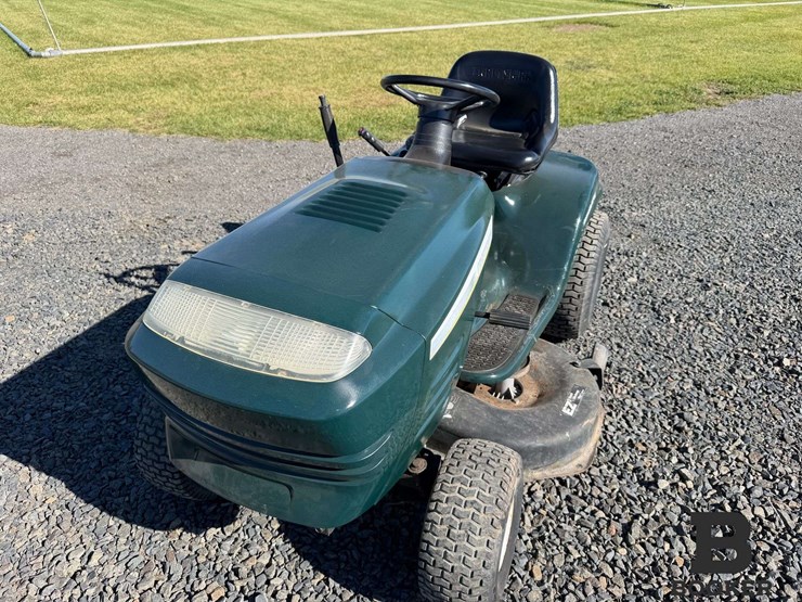 craftsman-riding-lawn-mower-image-9