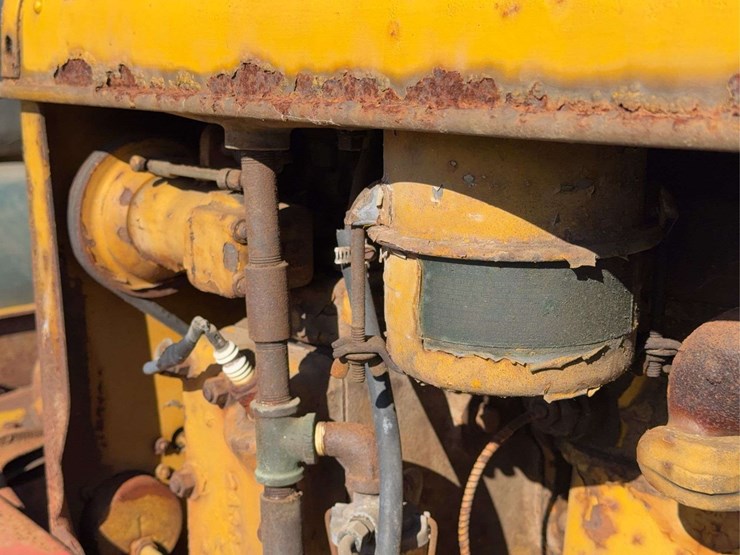 caterpillar-d2-image-18