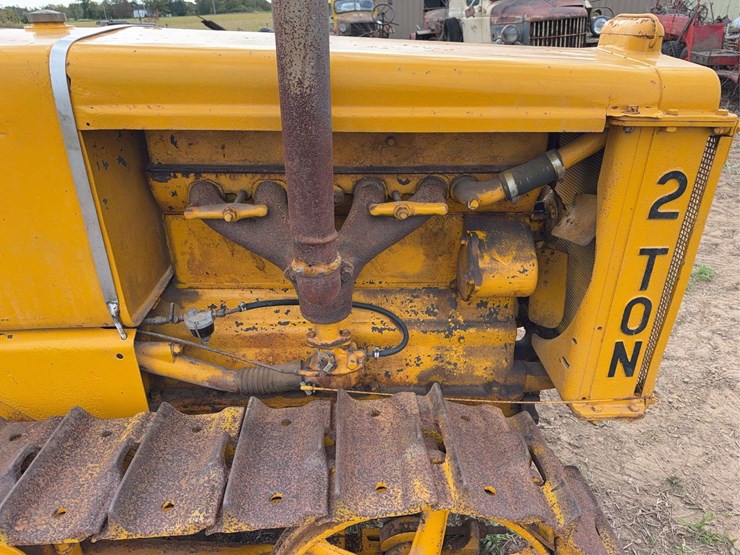 caterpillar-2-ton-image-12