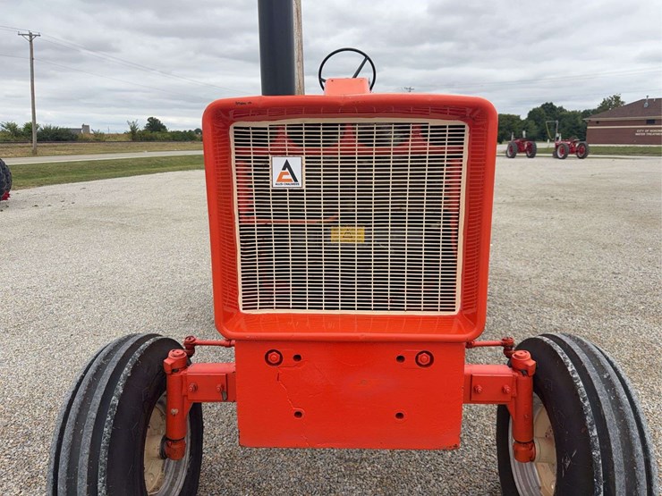1969-allis-chalmers-one-ninety-xt-series-iii-diesel-image-9