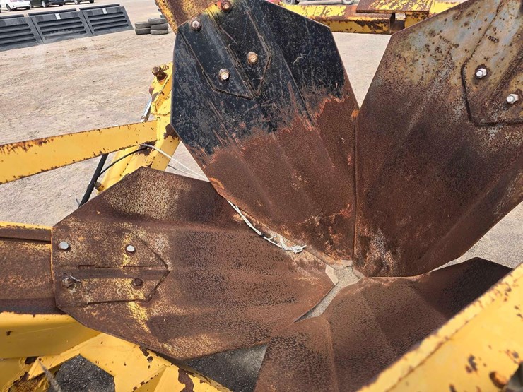 vermeer-tree-spade-image-9