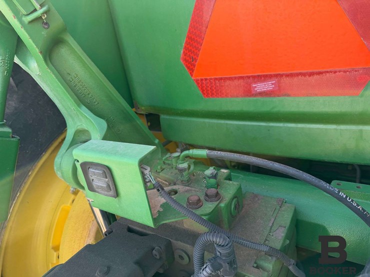 2011-john-deere-8360r-tractor-image-53