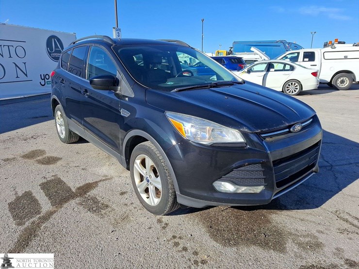 2016-ford-escape-se-4wd-image-3