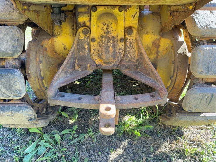 caterpillar-d2-image-35