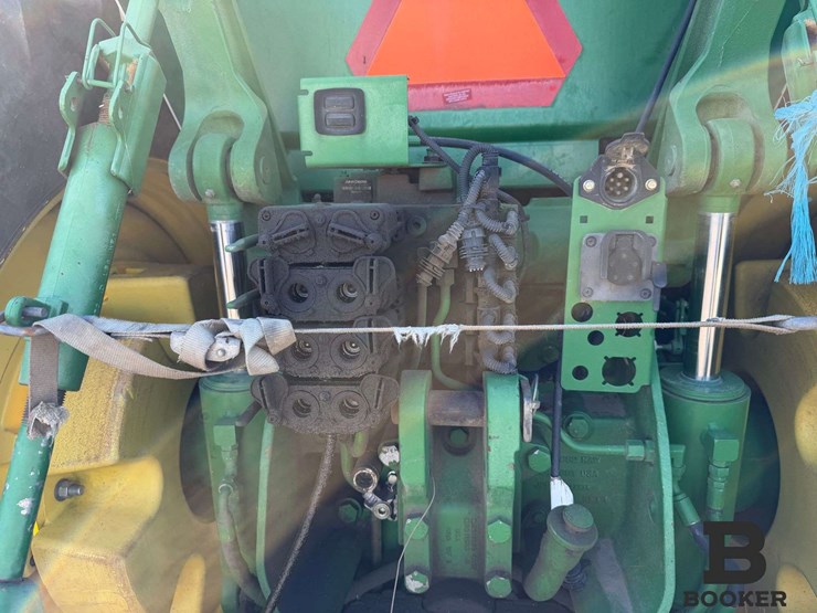 2011-john-deere-8360r-tractor-image-50