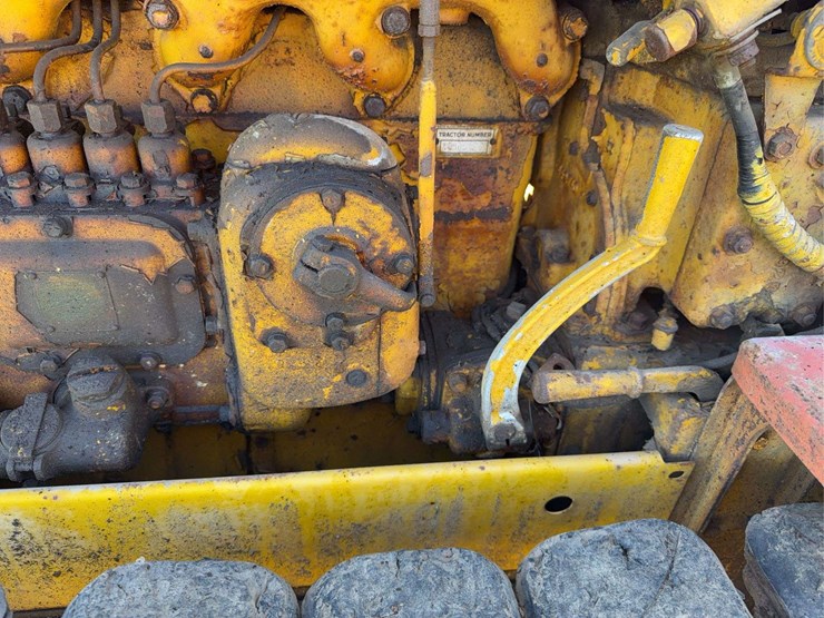 caterpillar-d2-image-46