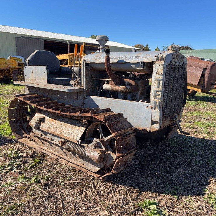 Caterpillar Ten