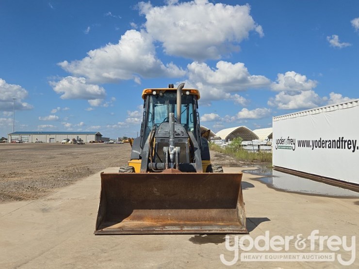 2015-deere-310sk-image-8