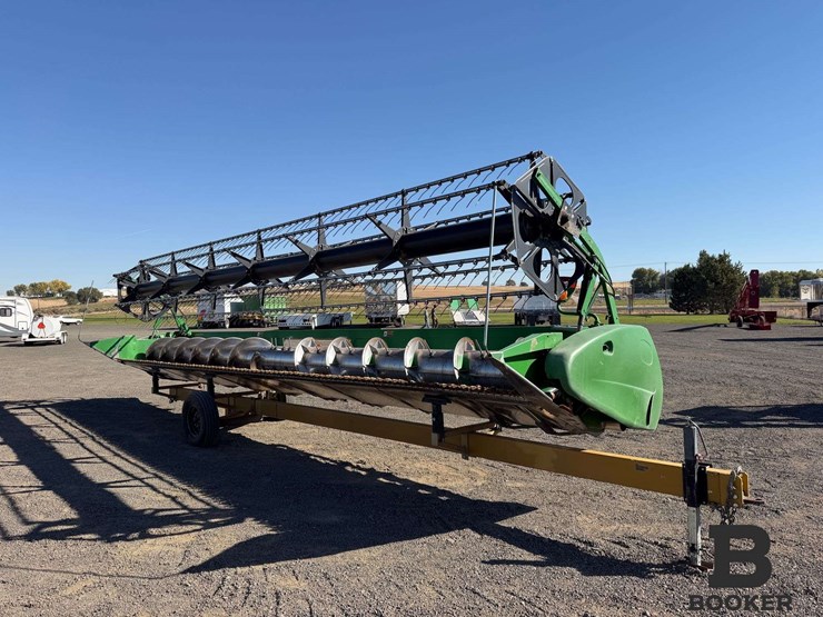 2011-john-deere-630r-platform-header-image-6