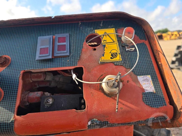1999-ditch-witch-3700dd-image-19