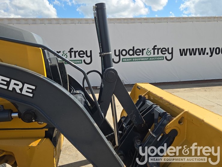 2022-deere-310sl-image-23