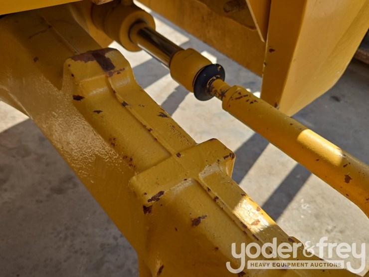 2022-deere-310sl-image-25