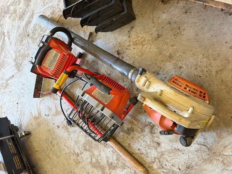 #54918-•-lot-of-stihl-leaf-blower,-yard-tools-&-light-inv#54918-image-4