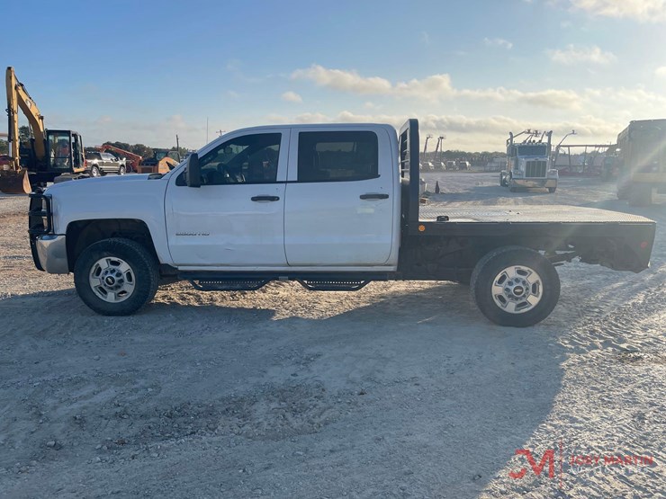 2014-chevrolet-2500-image-6