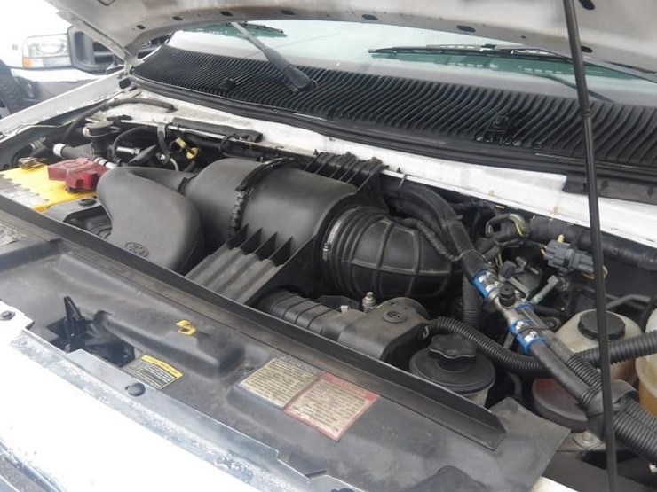 2016-ford-e450-image-8