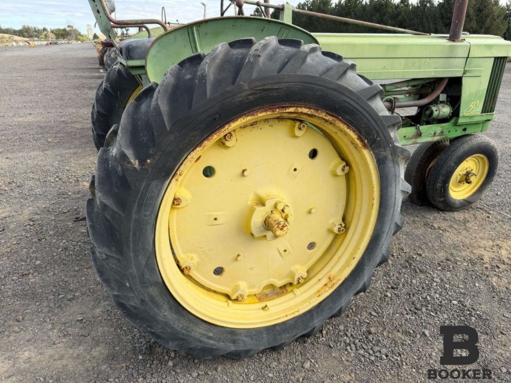 1956-john-deere-50-tractor---non-running-image-17