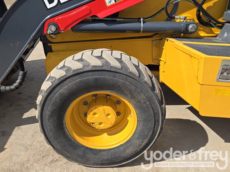 2022-deere-310sl-image-9