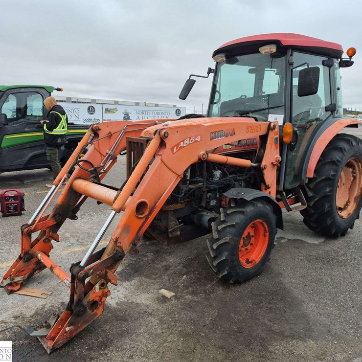 2010 KUBOTA L5240HSTC