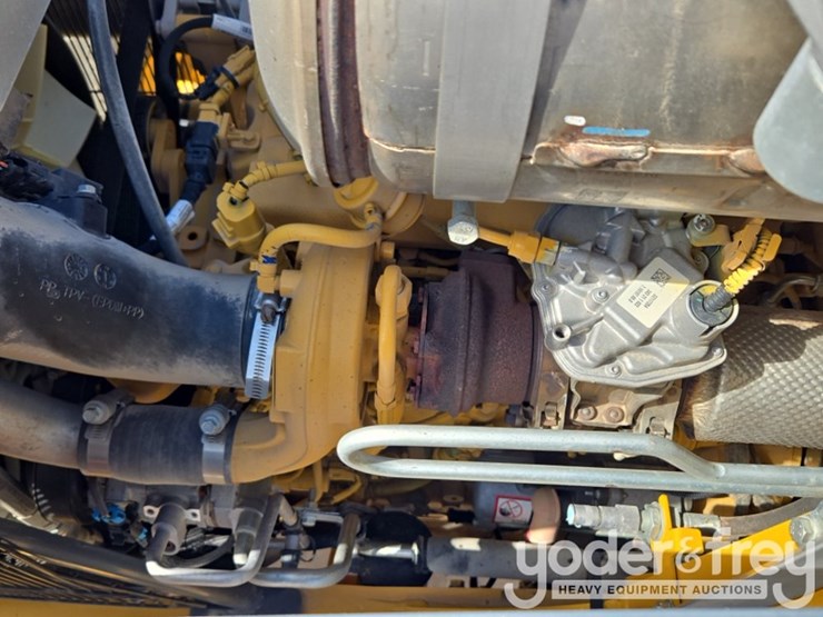 2022-deere-310sl-image-39