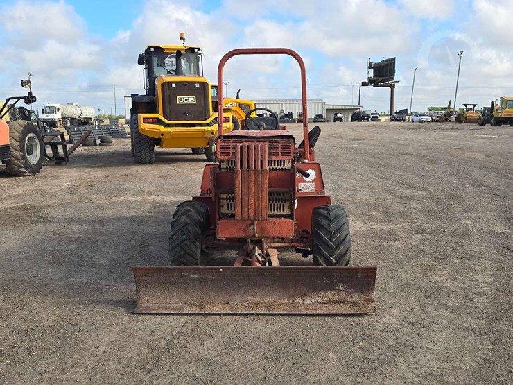 1999-ditch-witch-3700dd-image-7