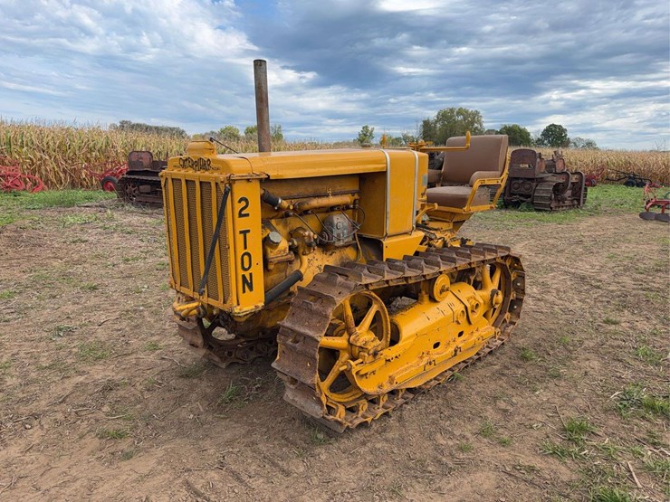 caterpillar-2-ton-image-1