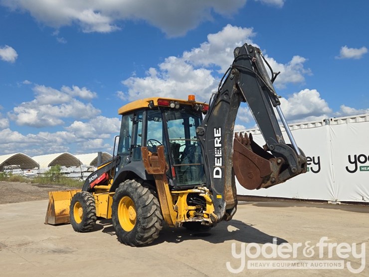 2015-deere-310sk-image-3